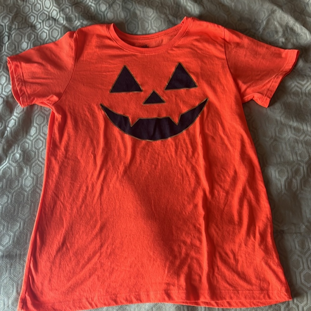 🎃 Women's Halloween Jack-O-Lantern Graphic Tee, Fall Short Sleeve T Shirt 🎃 - Picture 3 of 4